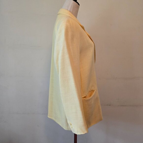 Lindor - Vintage Cream Coloured Blazer with Shoulder Pads​ - Picture 5 of 13